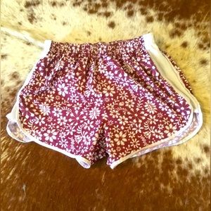 Ladies size large shorts.  Comfortable and light weight.